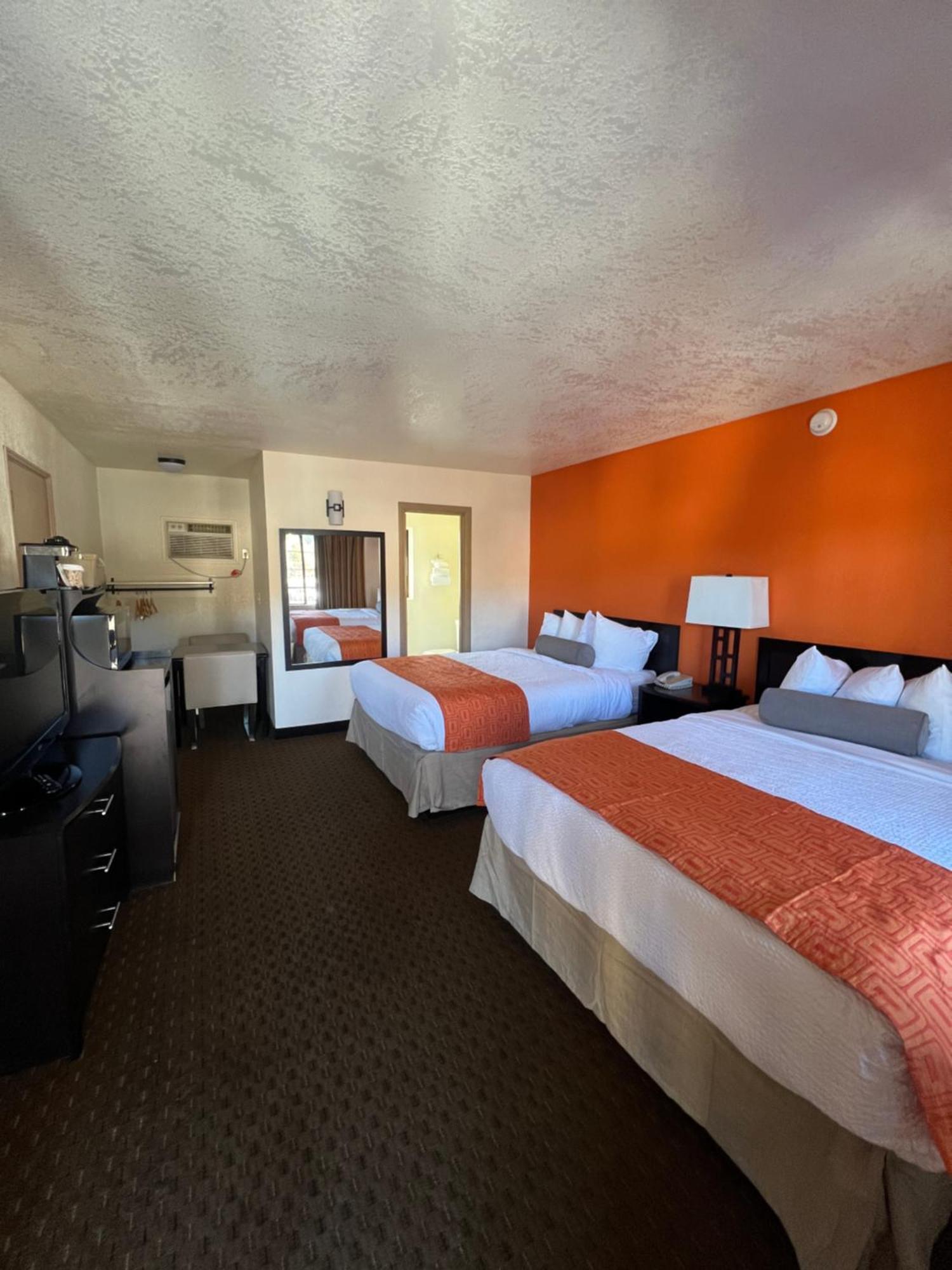 Howard Johnson By Wyndham Flagstaff University West Exterior foto